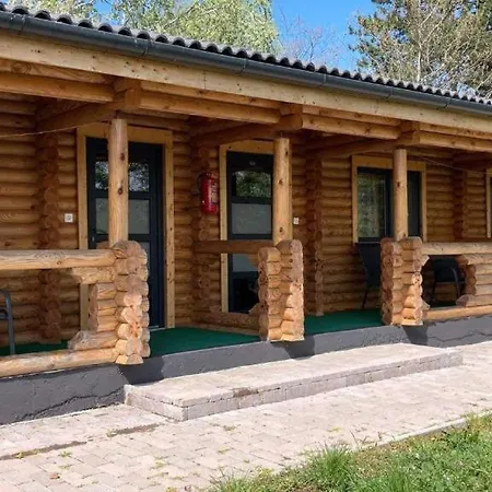 Siocamping Hazak Homes Siofok