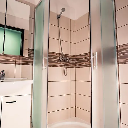 Siocamping Hazak Homes *