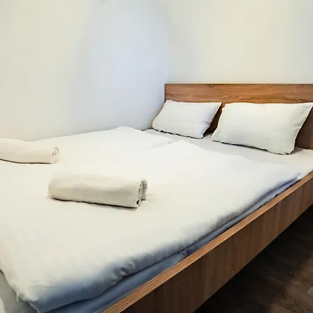 Siocamping Hazak Homes Κάμπινγκ *