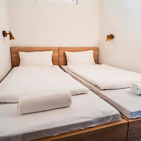 Siocamping Hazak Homes Kemp