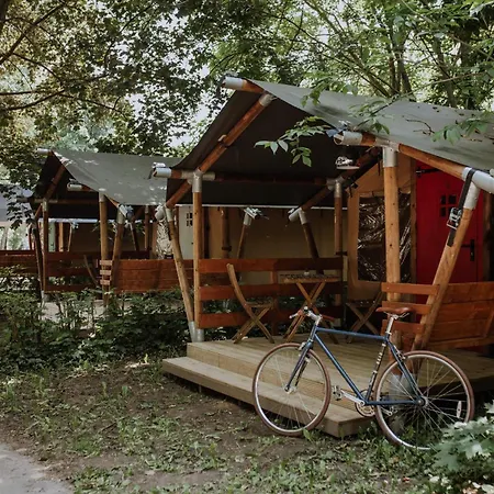 Campsite Siocamping Hazak Homes