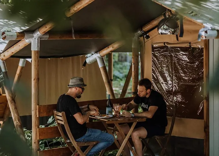 Campsite Siocamping Hazak Homes *